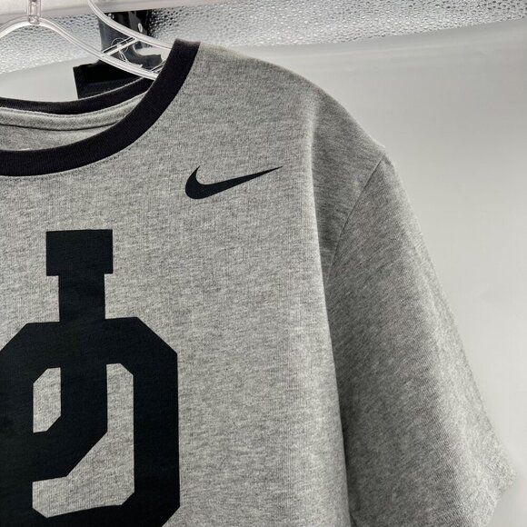 The Nike Tee Women's Short Sleeve T-Shirt Gray/Black Size Large - Picture 4 of 9